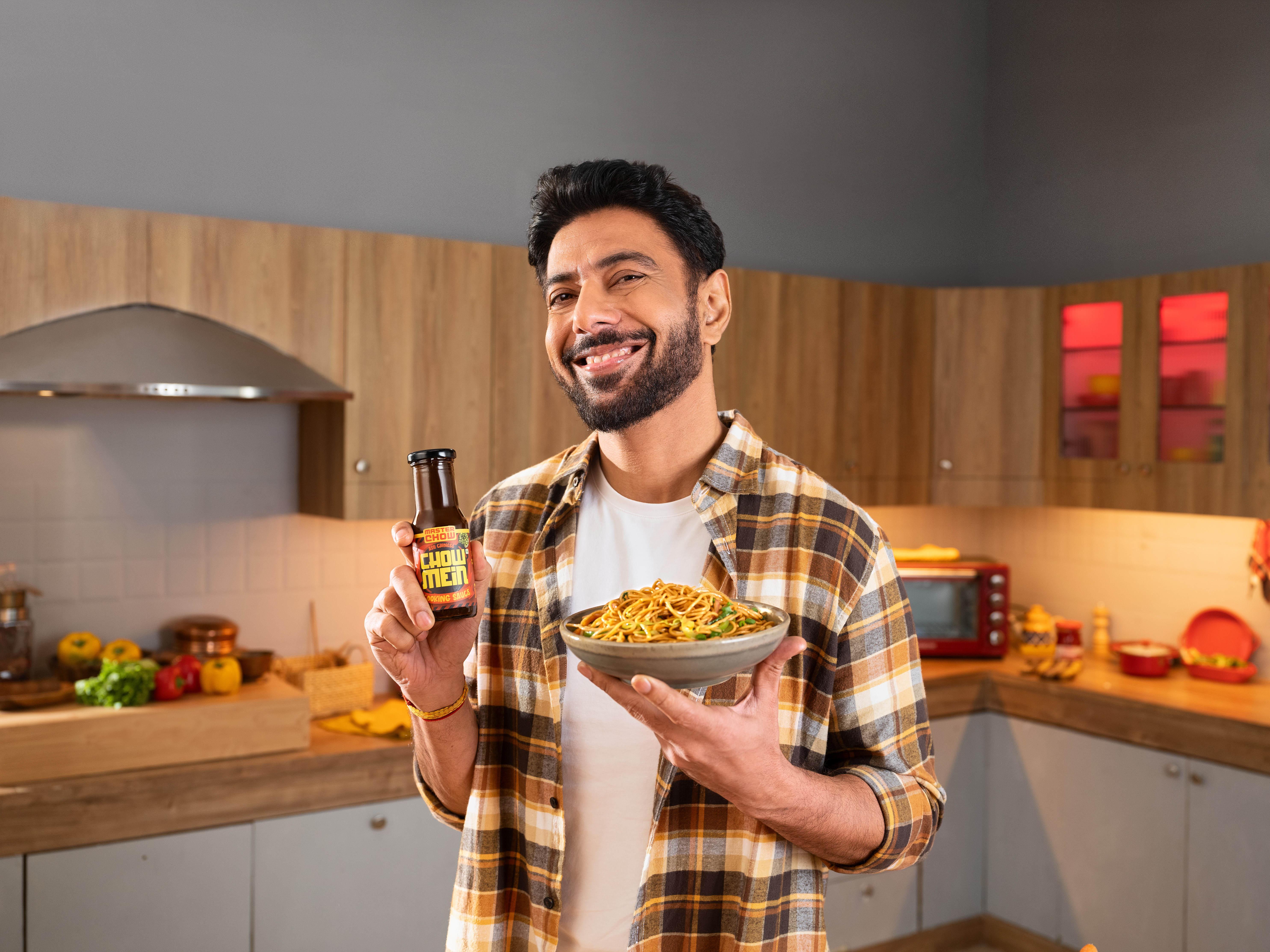 MasterChow taps renowned Chef Ranveer Brar as its Brand Ambassador to champion Asli Chinese